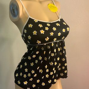 It figures women’s swimsuit Tankini NWT SZ 10 tank babydoll black with daisies